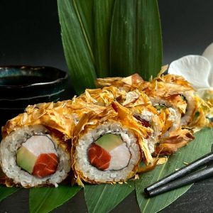 суши бонито, авокадо