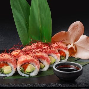 Ролл Магуро фреш